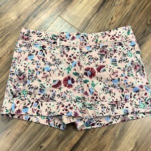 NEW YORK & CO 7th Avenue | Boho Dust Rose Floral 4” twill shorts